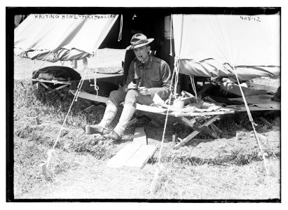 Writing home, Fort Hamilton LCCN2014681926