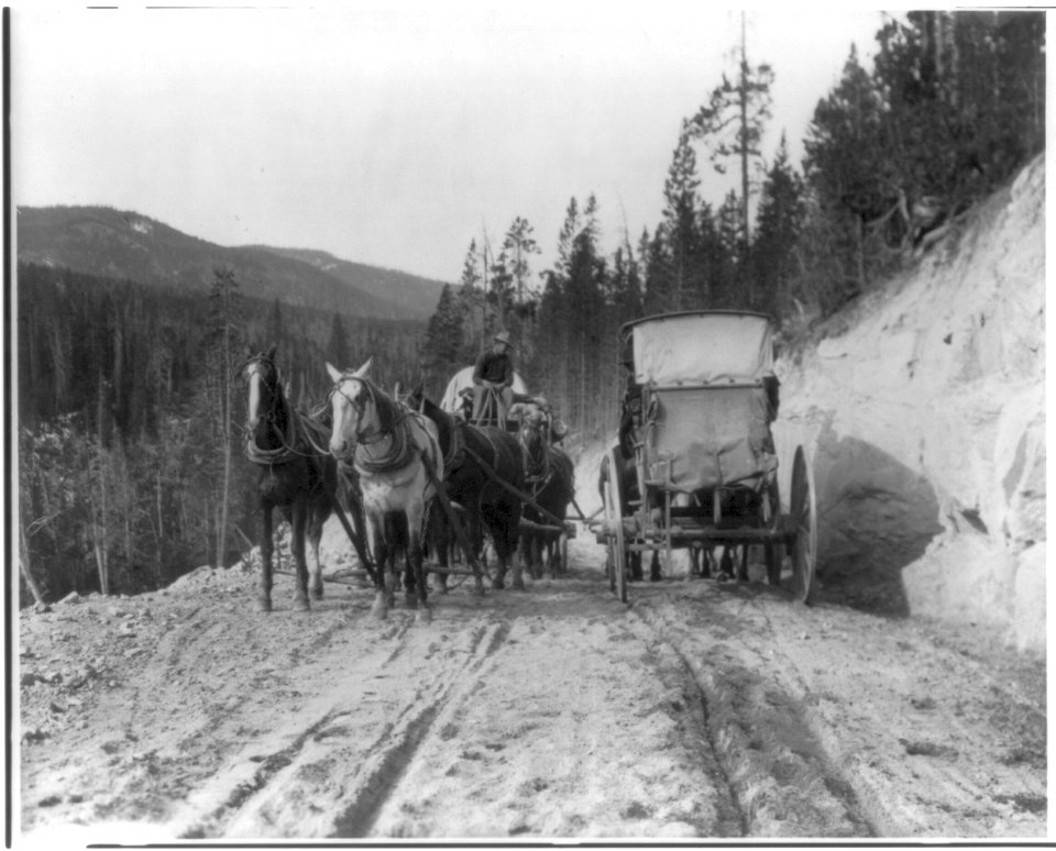 Wyo. - Yellowstone National Park- two stagecoaches passing on mt. road LCCN2006688473