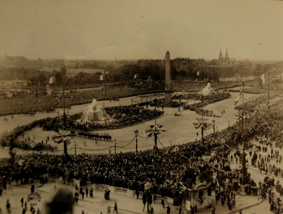 WWI Victory Parade in Paris, France, November 1918 (28753609756)