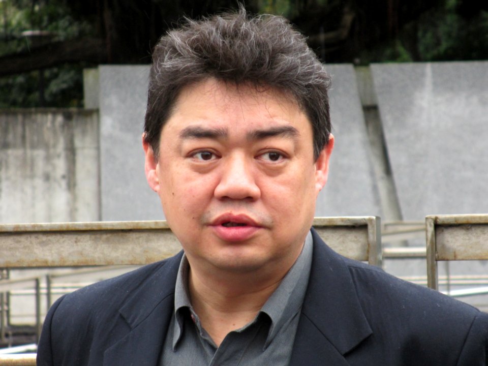 Wu'erkaixi from VOA (1)
