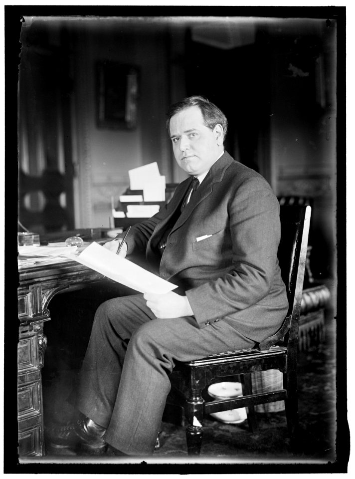 WYVELL, MANTON M. PRIVATE SECRETARY TO SEC. BRYAN, STATE DEPARTMENT LCCN2016864427