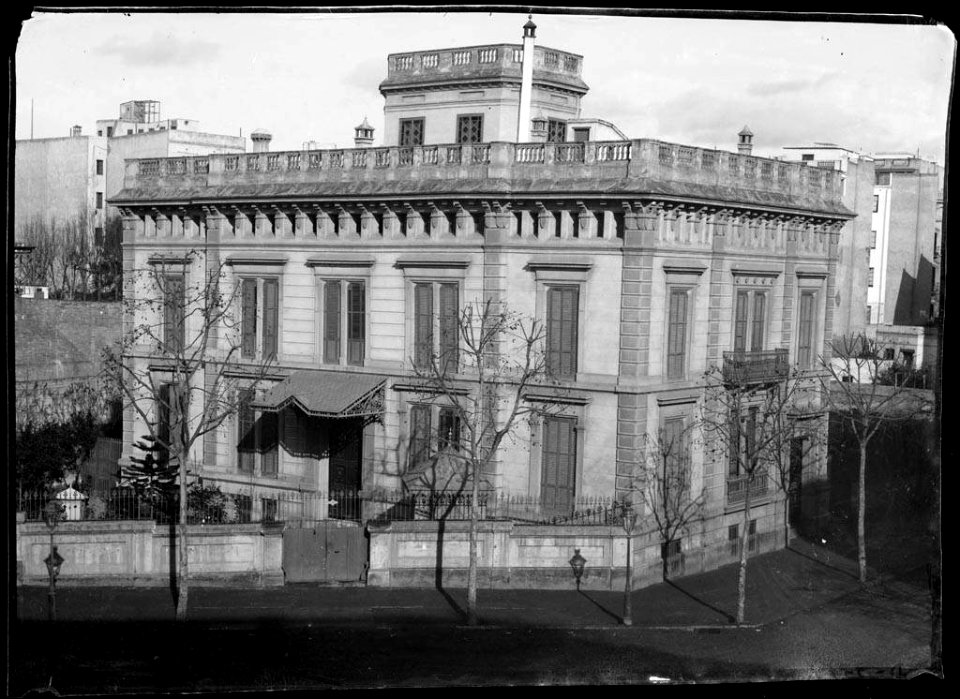 Xalet en un carrer de Balaguer