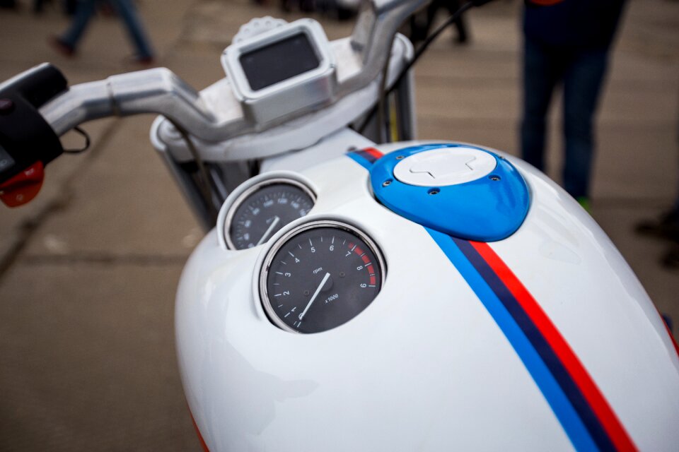 Speed speedometer tachometer