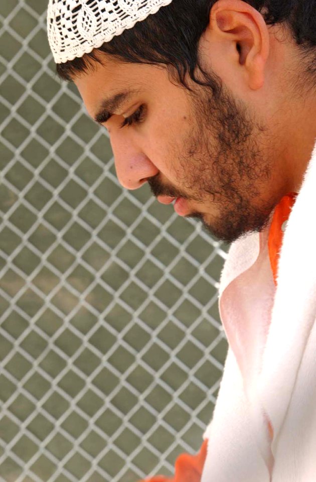 Yaser Esam Hamdi in Camp X-ray, Guantánamo Bay, Cuba - 20020404