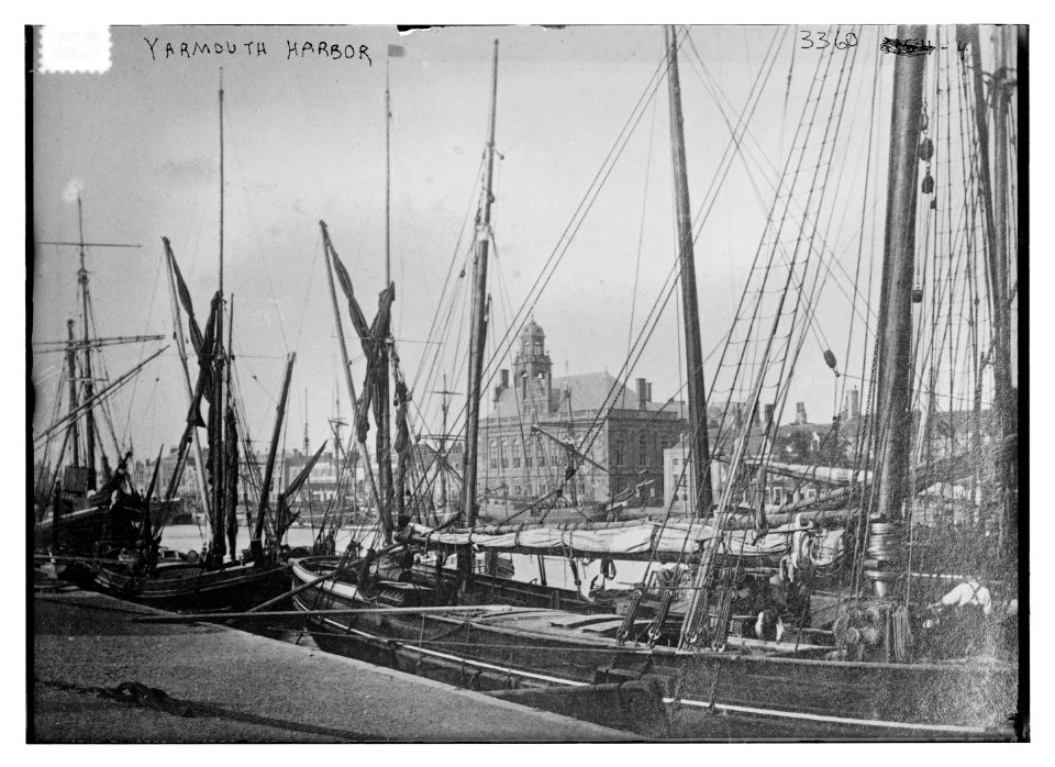 Yarmouth Harbor LCCN2014698255