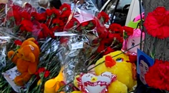 Yanğında həlak olanların xatirəsi anılır - VOA - 02