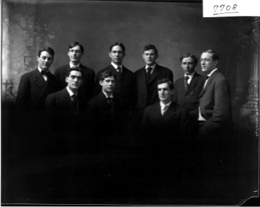 YMCA group portrait 1907 (3195503574) photo