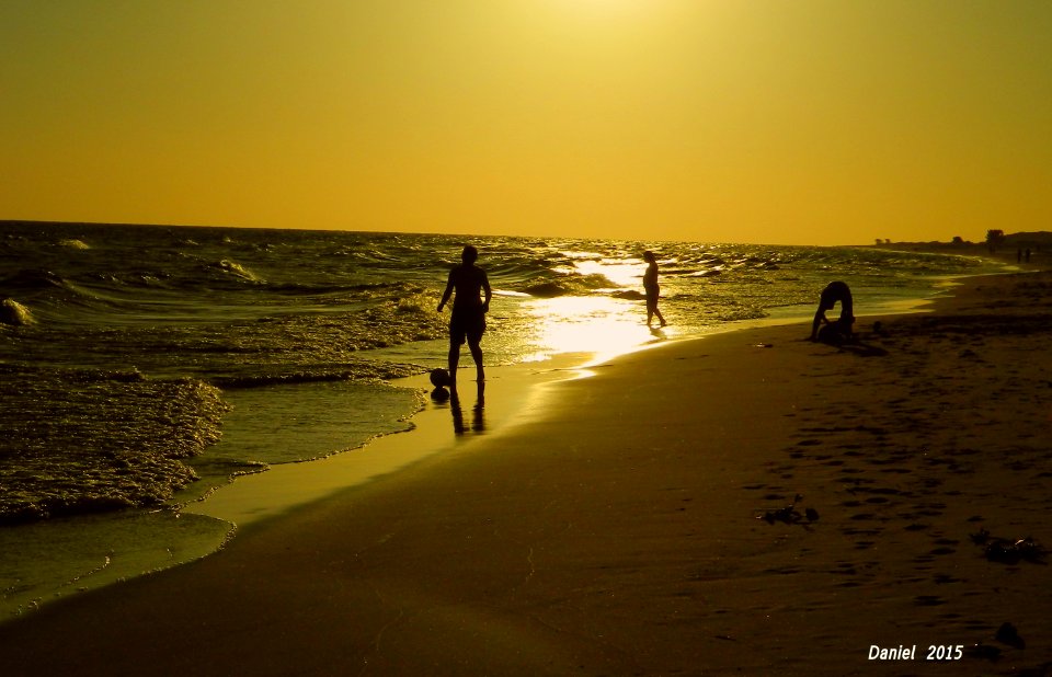 Yo Elijo...largas caminatas por la orilla de la playas. (17576900484)