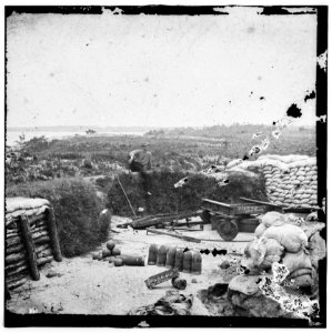 Yorktown, Virginia (vicinity). Confederate fortifications. (This rampart was occupied by General D. H. Hill) LOC cwpb.01601