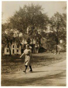 Young girls working in American Woolen Mills, Winooski, Vt. Most are illiterate. Work slack and force small. 27 Children apparently under 15 years were counted at one gate. (See also LOC nclc.01848