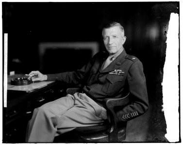 YOUNG, GORDON. GENERAL LCCN2016862754