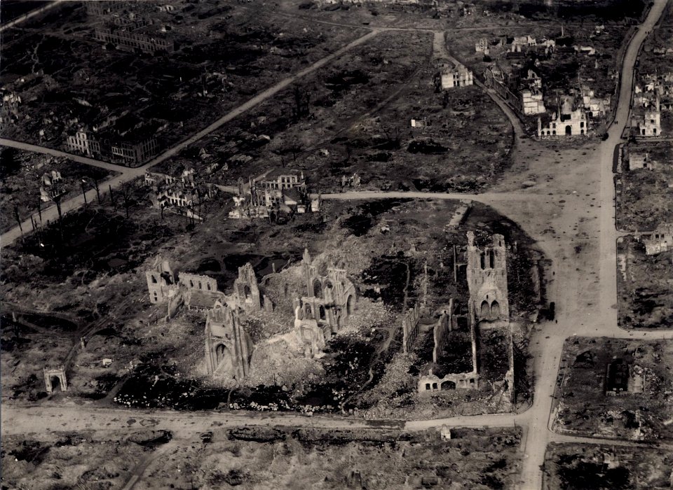 Ypres en 1918 Belgique - Fonds Berthelé - 49Fi1655