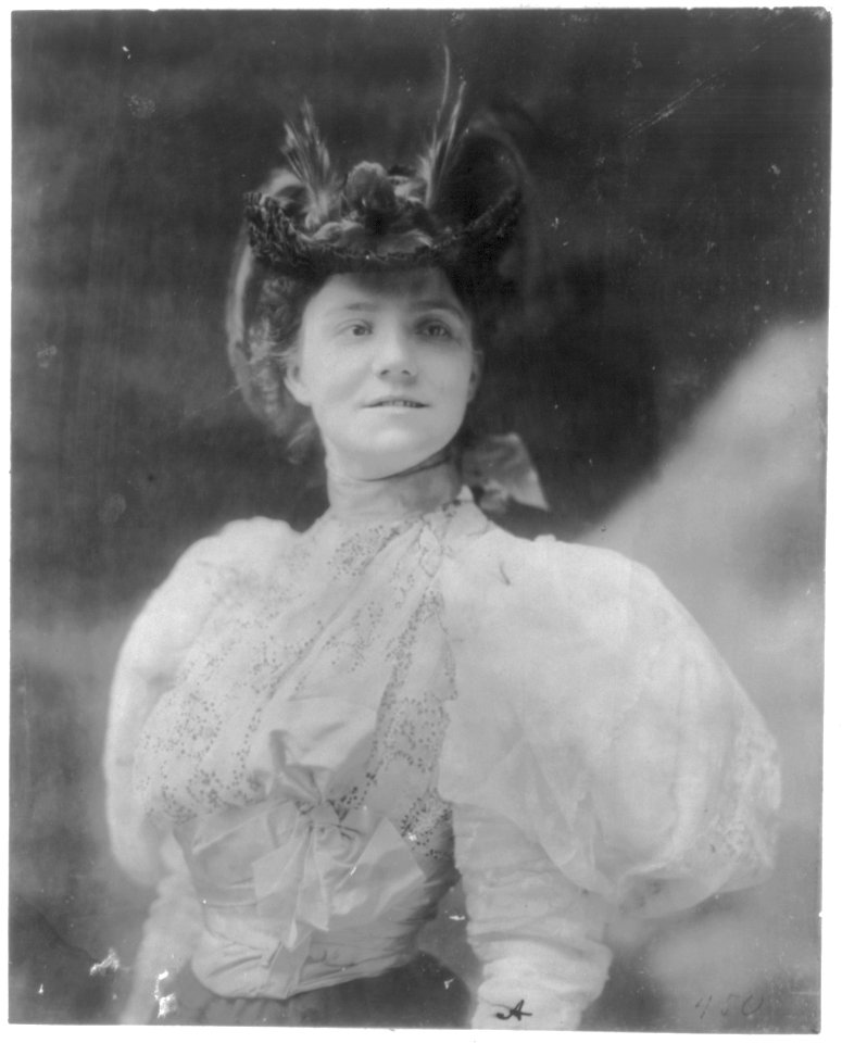 Yvette Guilbert, 1865-1944, half length portrait, standing, facing slightly right LCCN2006677765