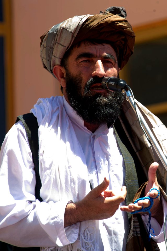Zabul hosts validation ceremony 120428-N-JC271-221