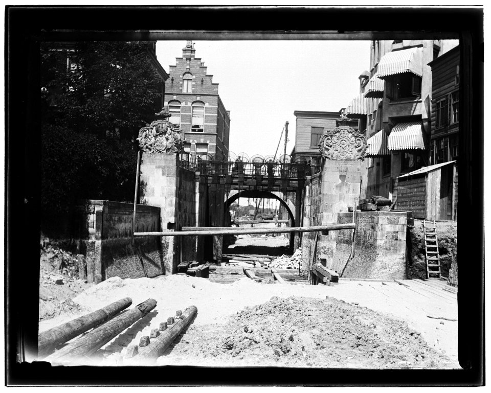 Zaandam, foto 2 Jacob Olie (max res)