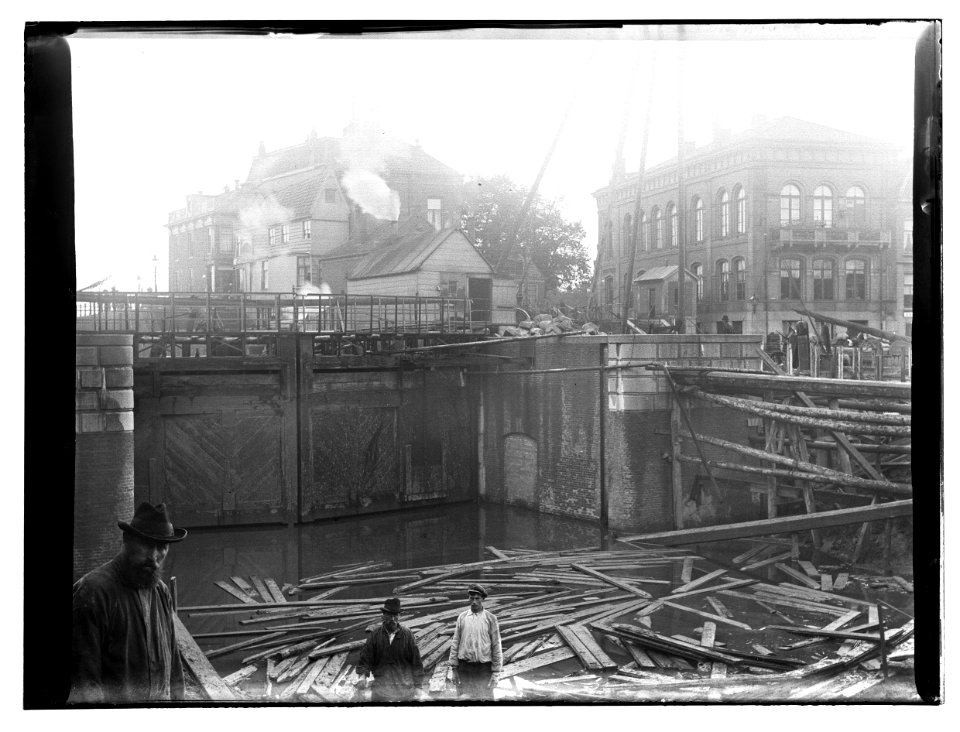 Zaandam, foto 5 Jacob Olie (max res)