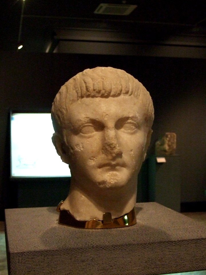 Zaragoza - Museo - Drusus Minor 02