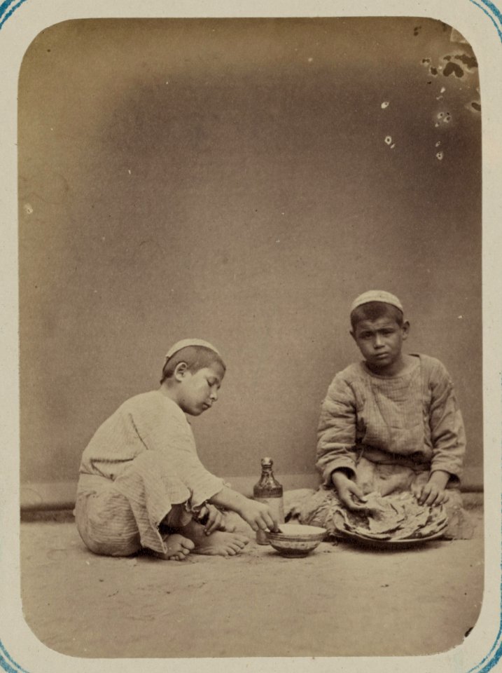 Zaravshanskii okrug. G. Samarkand. Prodavets pirozhkov LCCN2002710104