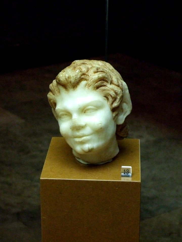 Zaragoza - Museo - Cabeza de sátiro 01