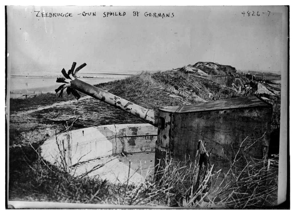 Zeebrugge - gun spoiled by Germans LCCN2014708377