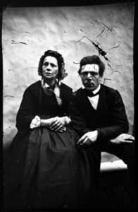 Zelfportret van Jacob Olie Jbz (1834-1905) met vermoedelijk zijn halfzuster Maria Olie (1820-1891) (max res)