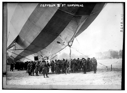 Zeppelin III at Luneville LCCN2014692218