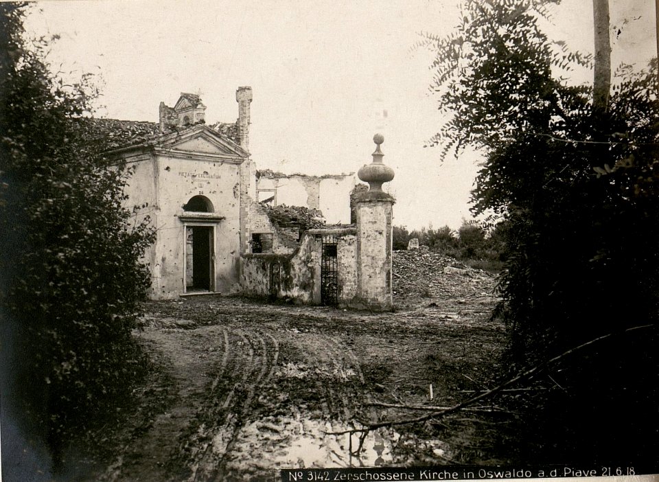 Zerschossene Kirche in Oswaldo a.d.Piave 21.6.18. (BildID 15621988)