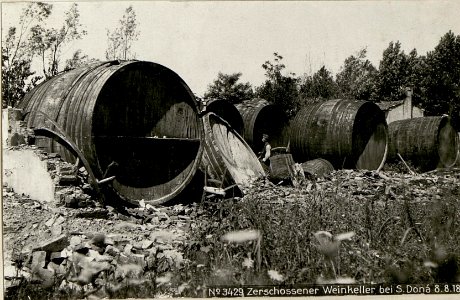 Zerschossener Weinkeller bei S.Doná 8.8.18. (BildID 15622107)