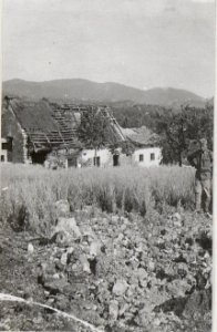 Zerstörte Häuser a.d. Isonzofront.3.9.17. (BildID 15603791)