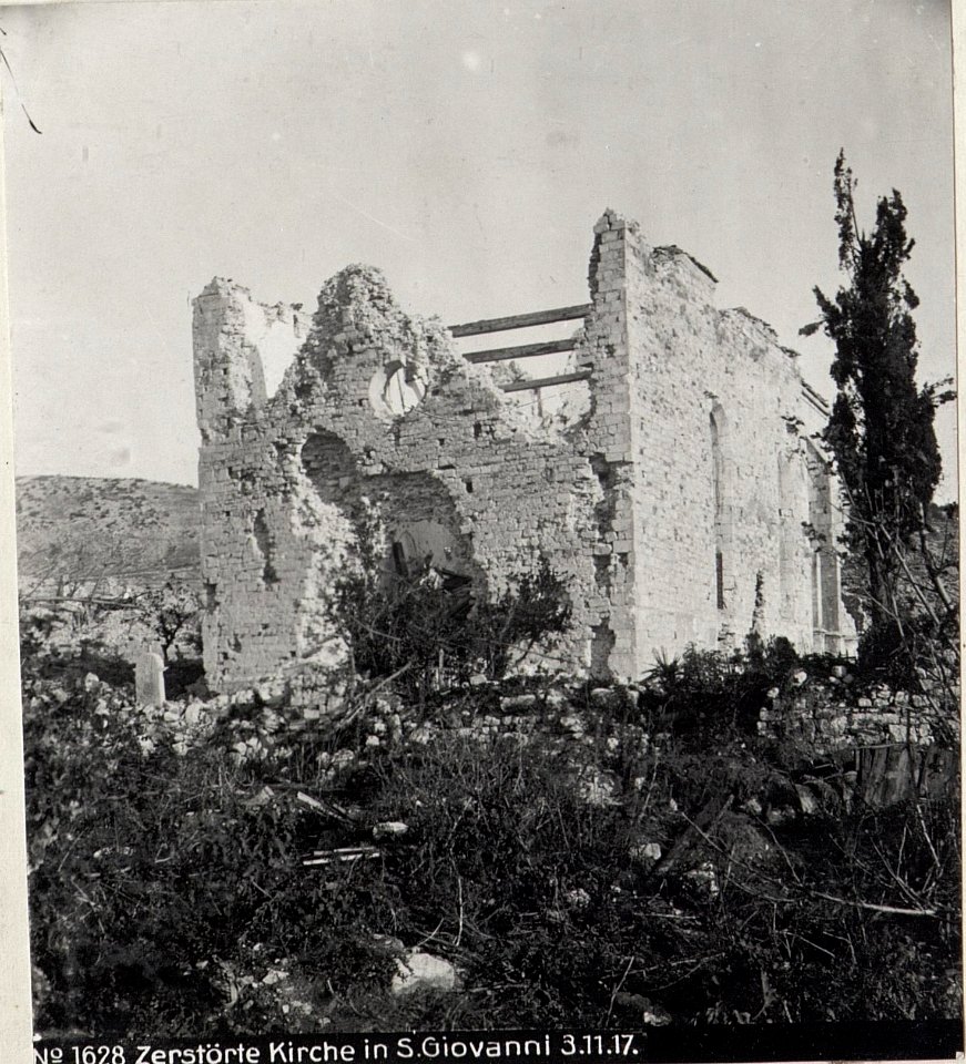 Zerstörte Kirche in S.Giovanni 3.11.17. (BildID 15607823)