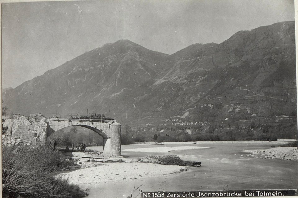 Zerstörte Jsonzobrücke bei Tolmein. (BildID 15607333)