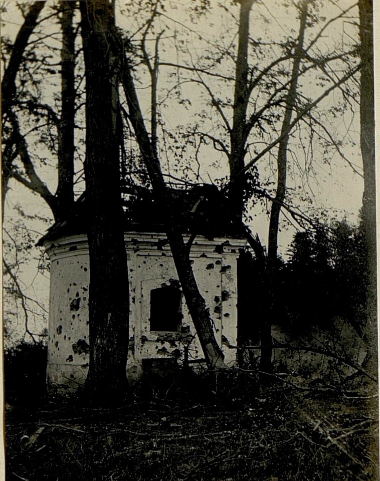 Zerschossene Kapelle bei Bolechow. (BildID 15523009)