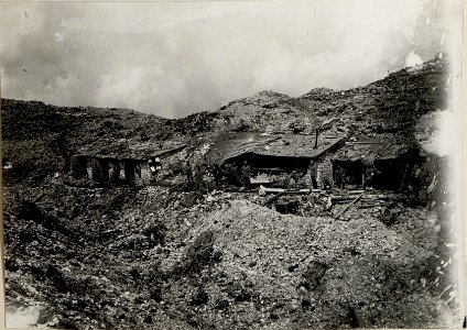Zerschossener Hilfsplatz am Monte Ortigara (BildID 15627319)