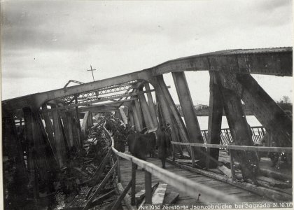 Zerstörte Isonzobrücke bei Sagrado 31.10.17. (BildID 15610519)