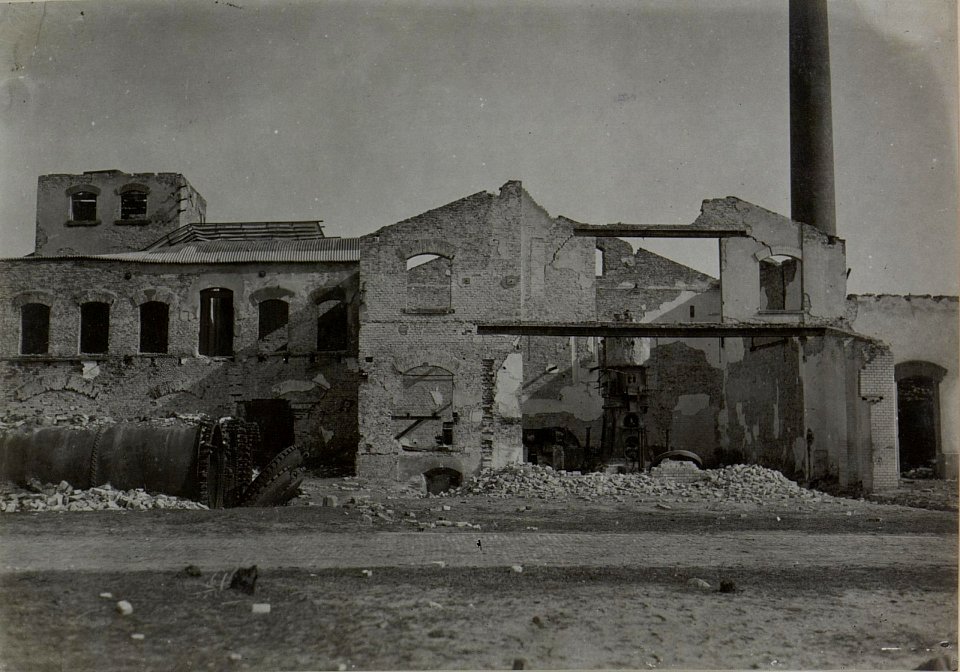 Zerstörte Fabrik in Brody. (BildID 15447305)