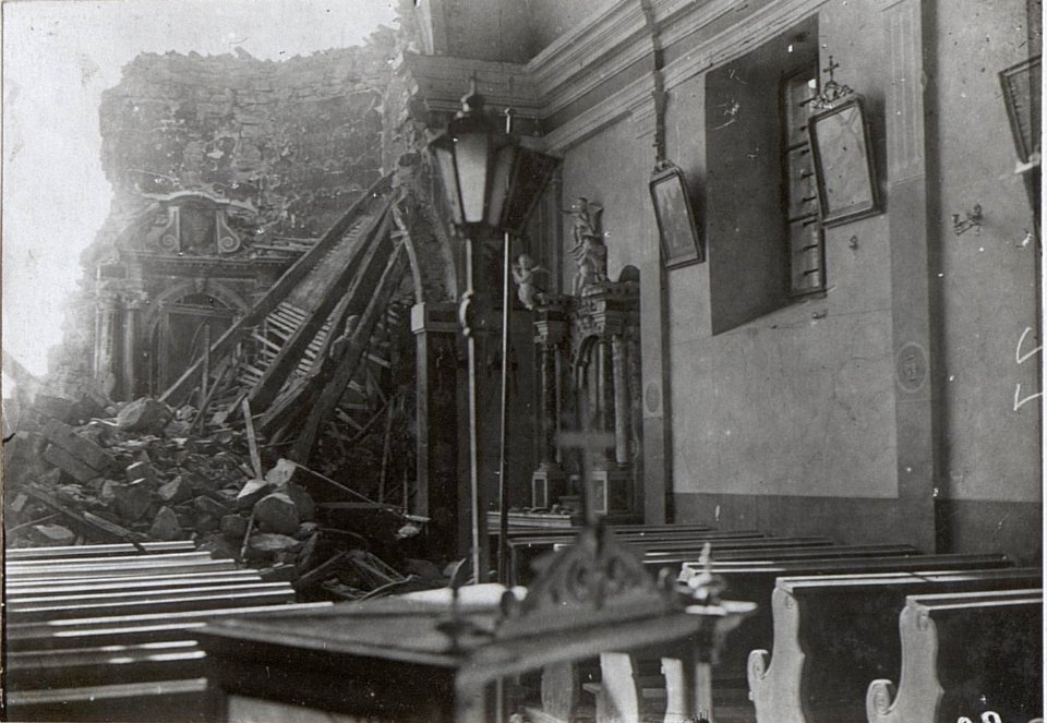 Zerstörte Kirche in Gradiscutta.6.9.17. (BildID 15603329)