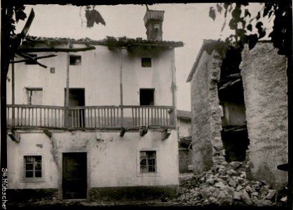Zerschossenes Haus in Oppacchiasella. (BildID 15733948)