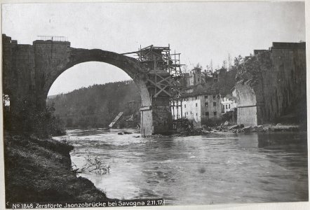 Zerstörte Jsonzobrücke bei Savogna 2.11.17. (BildID 15609363)
