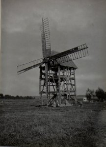Zerstörte Windmühle Cholopieczy (BildID 15456563)