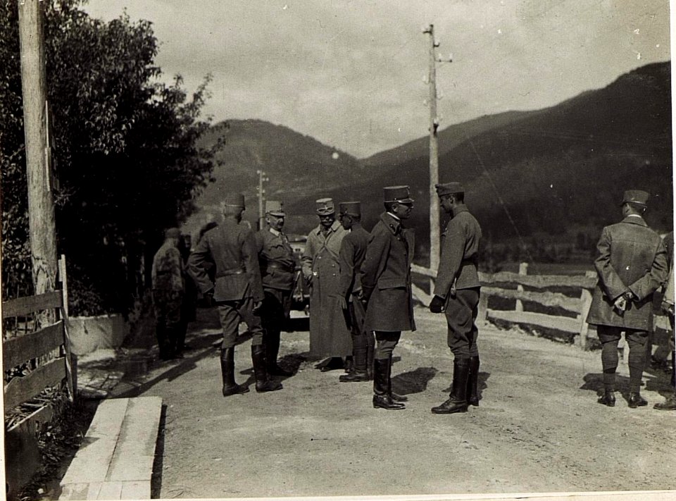 Ziano, Exzellenz von Hazai beim 13. Gebirgsbrigadekommando. (BildID 15585397)