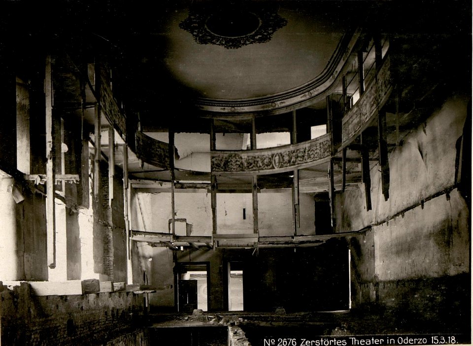Zerstörtes Theater in Oderzo 15.3.18. (BildID 15616365)