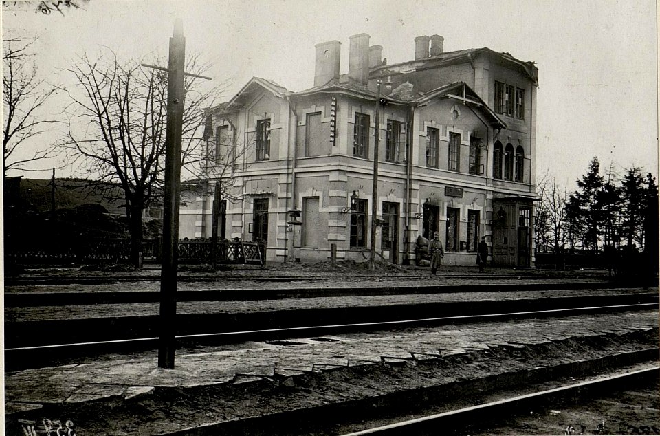 Zerstörter Bahnhof Wolbrom. (BildID 15539047)