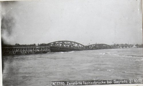 Zerstörte Isonzobrücke bei Sagrado.31.10.17. (BildID 15608922)