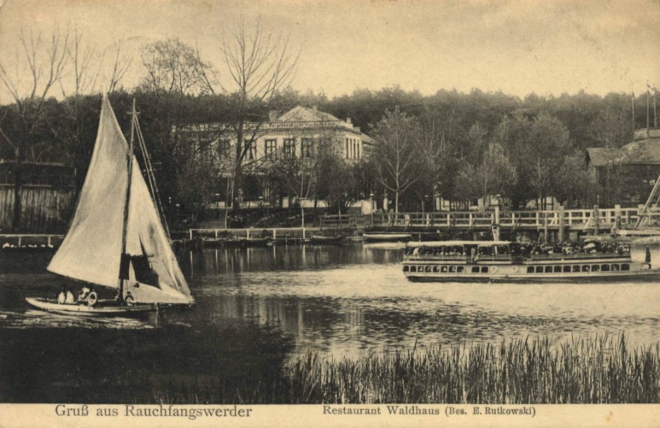 Zeuthen (Mark), Brandenburg - Restaurant Waldhaus mit Booten (Zeno Ansichtskarten)