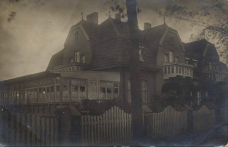 Zingst a. Darß, Mecklenburg-Vorpommern - Villa Secheim (Zeno Ansichtskarten)