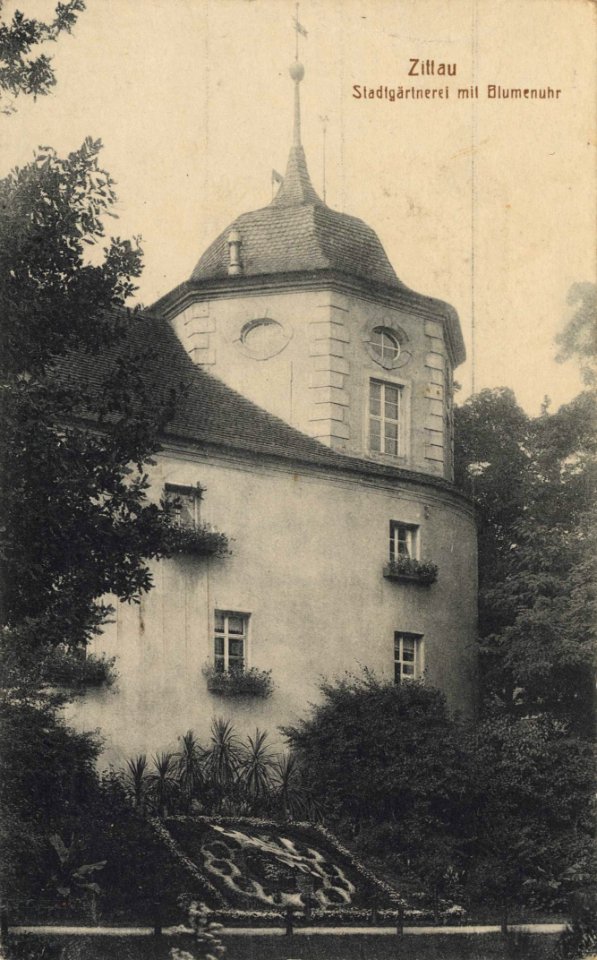 Zittau, Sachsen - Stadtgärtnerei mit Blumenuhr (Zeno Ansichtskarten)