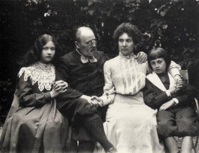 Zola, Francois Emile - Die Familie, Hand in Hand (Zeno Fotografie)