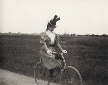 Zola, Francois Emile - Sommer - Spazieren mit dem Fahrrad (Zeno Fotografie)