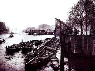 Zollkanal beim Kran Hamburg um 1900
