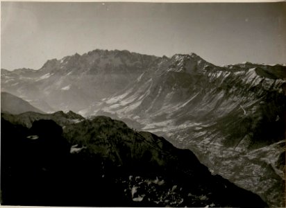 Zugna Torta u. Corni Zugna mit Lesinischen Alpen vom Gruppenbeobachter Mt.Spiel. (BildID 15511902)